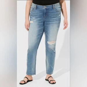 Torrid Boyfriend Straight Leg Distressed Jeans